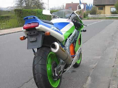 Kawasaki ZXR 750 billede 4