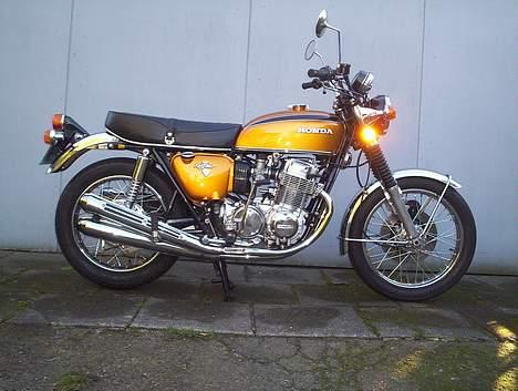 Honda CB 750 K2 billede 1