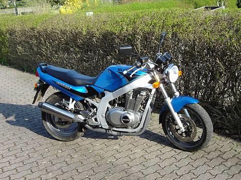 Suzuki GS 500 E *SOLGT* billede 1