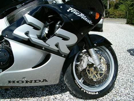 Honda fireblade 900 RR billede 4