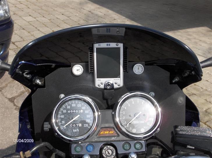 Kawasaki ER 5 **Totalskadet** - GPS billede 4