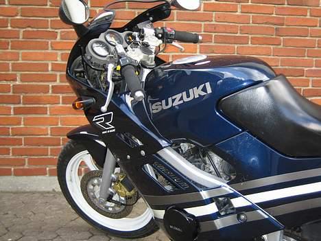 Suzuki GSX-R 250 (SOLGT) billede 12