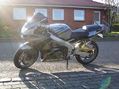 Kawasaki zx6r billede 4