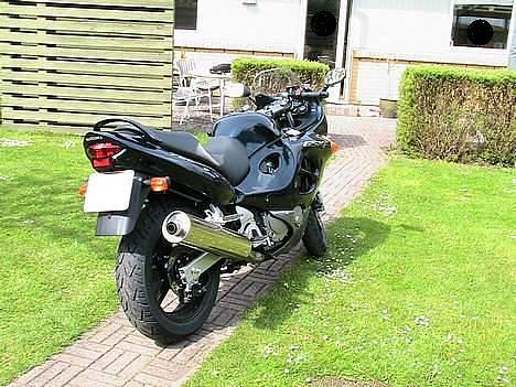 Suzuki GSX 750 F billede 3