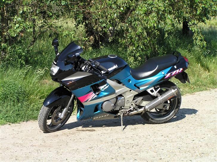 Kawasaki ZZR 600 (solgt) - !!Kawa rules!! billede 1