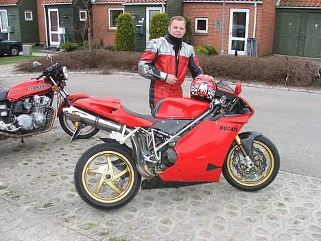 Ducati 748 årg. - Klar til en tur med en babe bagpå :-) billede 15