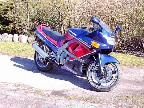 Kawasaki zzr 600 "solgt" - tur på fejø..  billede 2