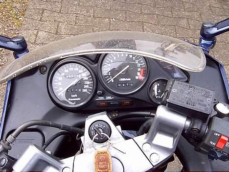 Kawasaki zzr 600 "solgt" billede 5