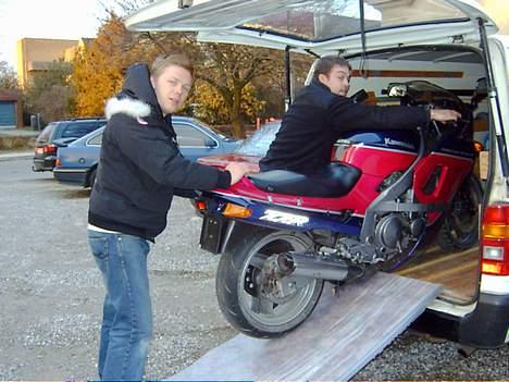 Kawasaki zzr 600 "solgt" - hjem fra italien.. Endelig er hun min!!! billede 6