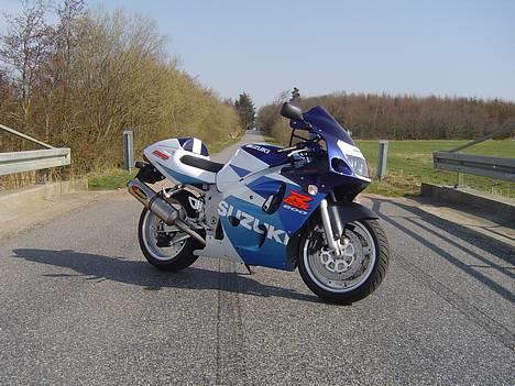 Suzuki Gsx-R 600 - Solgt billede 1