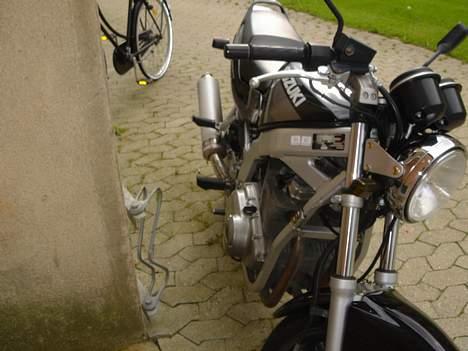 Suzuki GS 500 billede 3