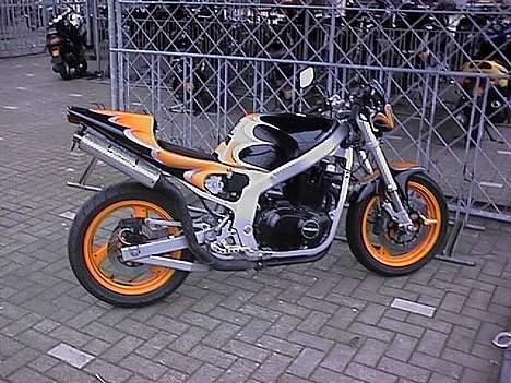 Suzuki GS 500 - Drømmen!! Kan være jeg laver denne ombygning plus en hel del mere på et tidspunkt!!! billede 7