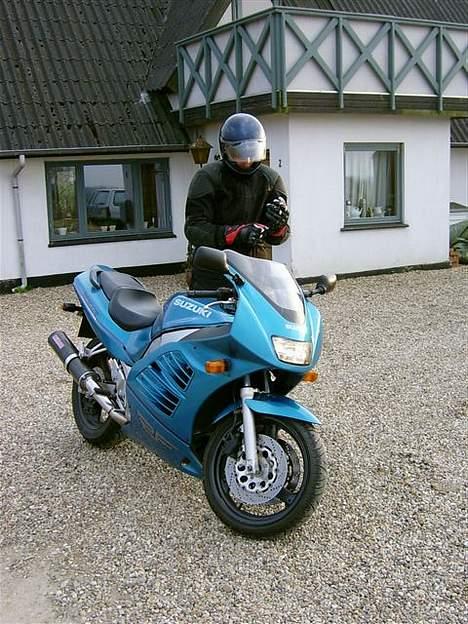 Suzuki RF 600 R billede 2