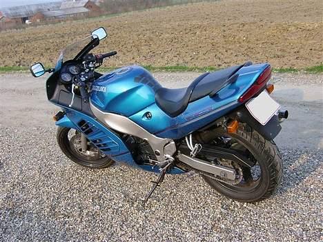 Suzuki RF 600 R billede 3