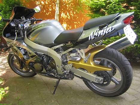 Kawasaki zx6r billede 7