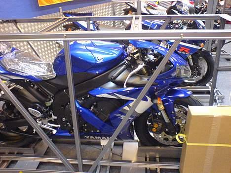 Yamaha R1 (STJÅLET) billede 1