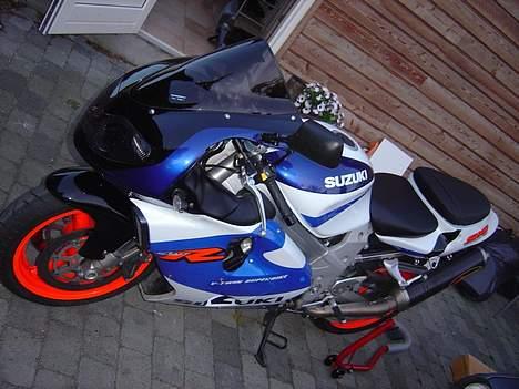 Suzuki TL1000R billede 9