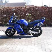 Yamaha FZS 600