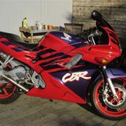 Honda CBR 600 f2