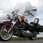 Suzuki VL 1500 LC