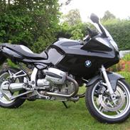 BMW R1100S