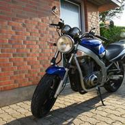 Suzuki GS500E