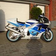 Suzuki GSX-R 750ccm solgt