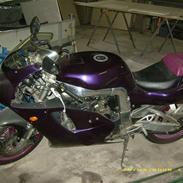 Suzuki GSX-R 750