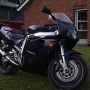 Suzuki GSX-R 750
