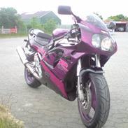 Suzuki GSXR 750 RW