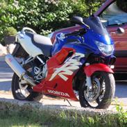 Honda CBR 600 F4 *SOLGT*