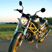 Ducati Monster 600