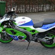 Kawasaki ZXR 400