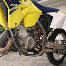 Suzuki RM125k7 *Solgt*