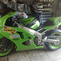 Kawasaki ZX6R *Bane*