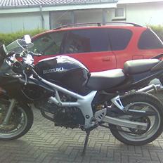 Suzuki sv650