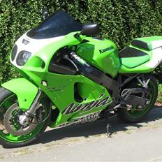 Kawasaki ZX7R Cup Edition "SOLGT "