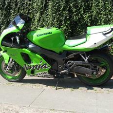 Kawasaki ZX7R Cup Edition "SOLGT "