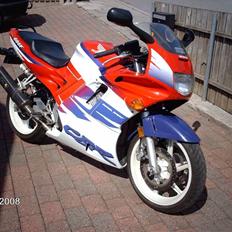 Honda  CBR 600 F2