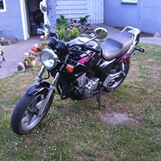Honda cb 500
