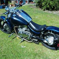 Suzuki vs 800 intruder 