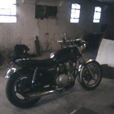 Suzuki 550 L *SOLGT*
