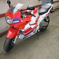 Honda Cbr 600f