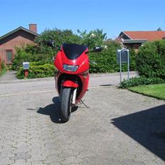 Suzuki RF600-R  RF937-R Xenon