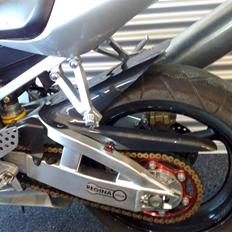 Honda cbr900rr fireblade solgt