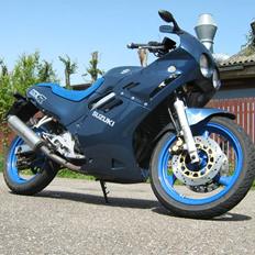 Suzuki GSX-R 250 - SOLGT