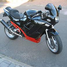 Suzuki GSX 600 F