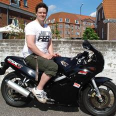 Suzuki GSX-R 250 - Solgt -