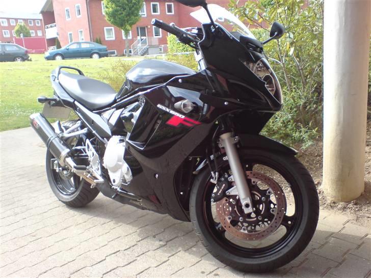 Suzuki GSX650F SOLGT - Med den nye Scorpion udstødning billede 11