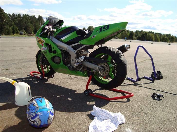 Kawasaki ZX6R *Bane* billede 2